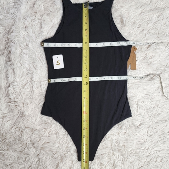 SKIMS FITS EVERYBODY HIGH NECK BODYSUIT/S, M/ ONYX - Picture 14 of 14
